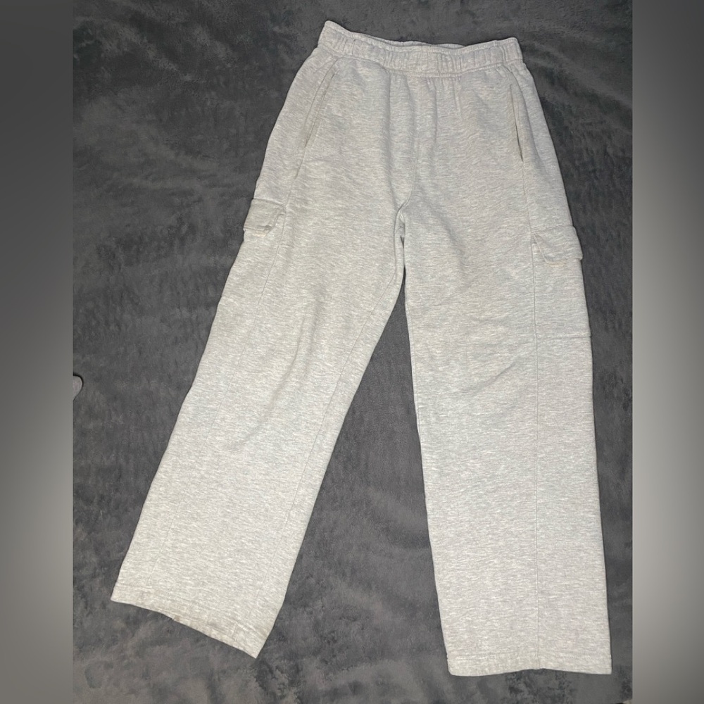 Grey cargo sweatpants